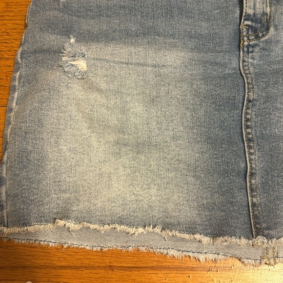 Denim mini skirt - Picture 3 of 5